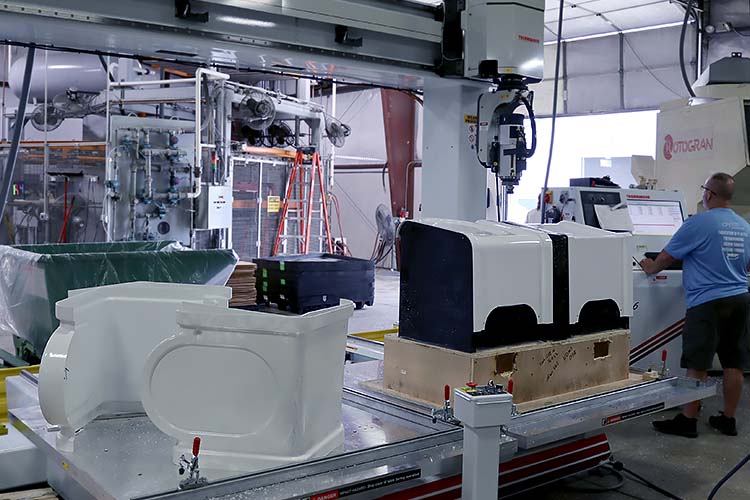 trimming three-dimensional formed parts